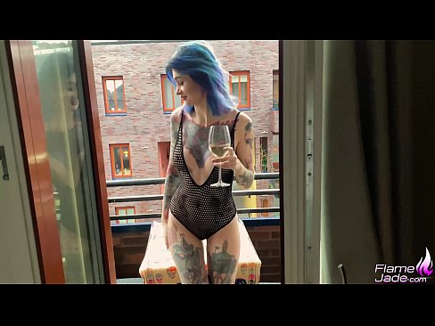 ❤️ Großartiges Mädchen lutscht mit einem Schluck und fickt leidenschaftlich unter freiem Himmel ❌ Fucking video bei uns ❌